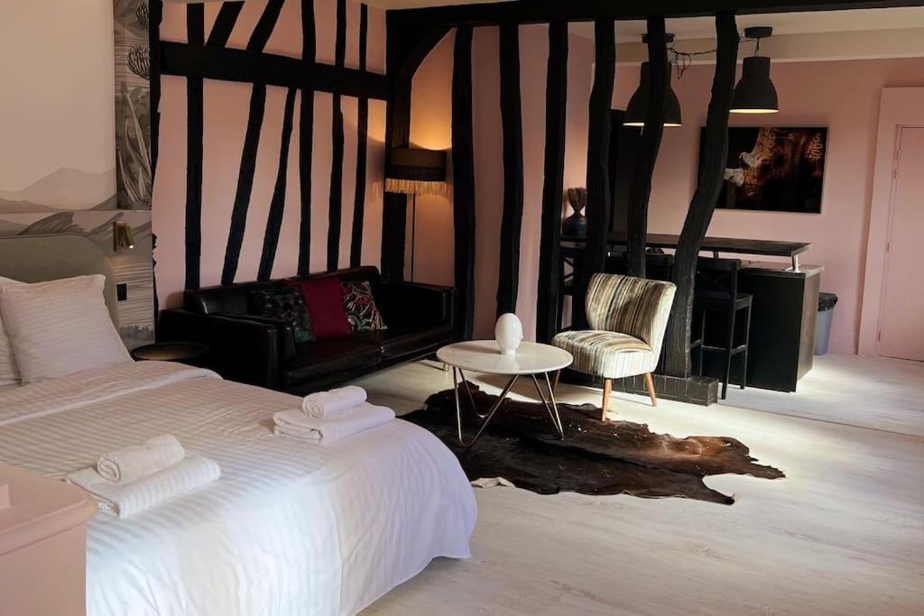 Rouen Hyper Centre 55 M2, La Glamour Suite 5* Exteriör bild